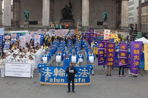 Image for article آلمان: مردم از تمام اقشار جامعه از فالون گونگ حمایت می‌کنند