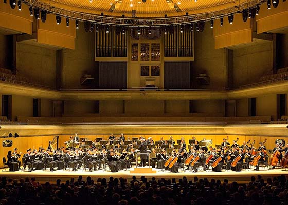 Image for article آمریکای شمالی: تماشاگران کنسرت، ارکستر سمفونی شن یون را تحسین کردند