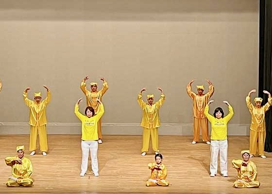 Image for article هیروشیما (ژاپن): قدردانی از تمرین‌کنندگان دافا در رویداد تبادل فرهنگی بین‌المللی