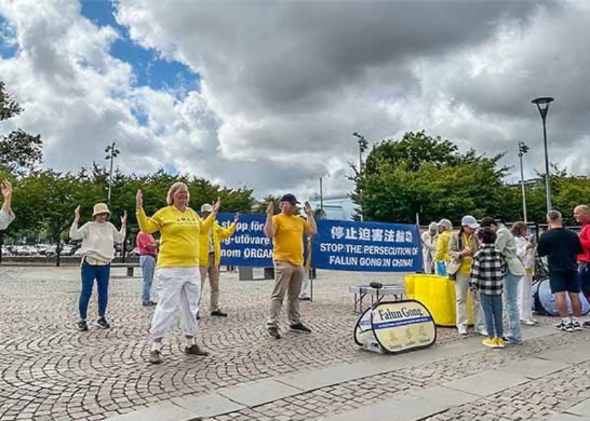 Image for article سوئد: فعالیت‌هایی در سه شهر برگزار و خواستار پایان دادن به آزار و شکنجه در چین شد