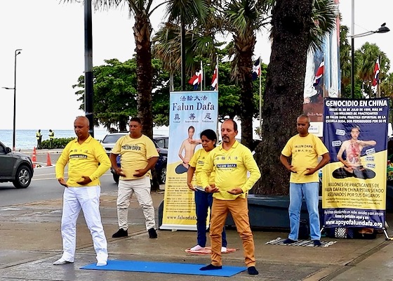 Image for article جمهوری دومینیکن: تمرین‌کنندگان خواستار پایان دادن به آزار و شکنجه به‌دست ح.‌ک.‌چ هستند