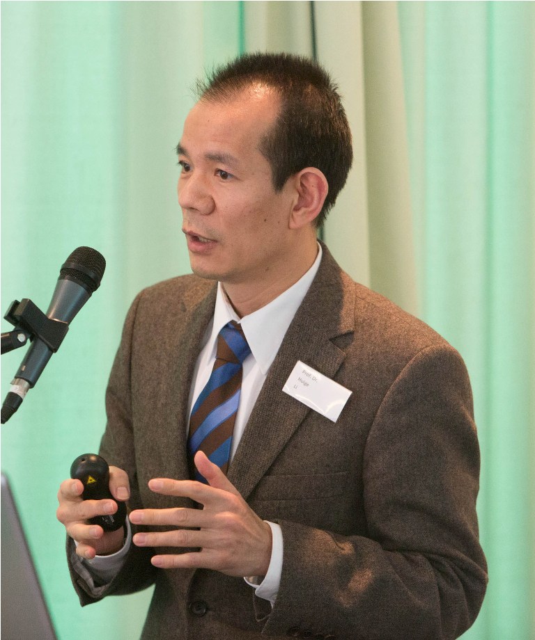 هوئی‌جی لی، متخصص علوم پزشکی