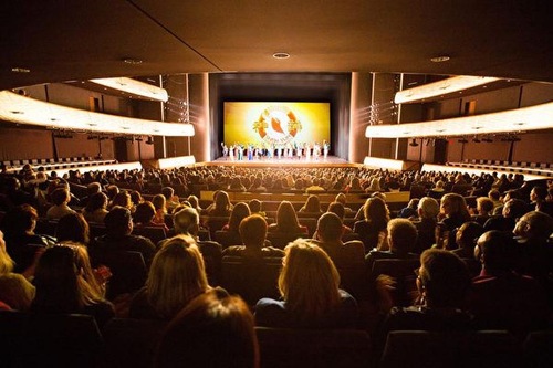 Image for article در سال نوی چینی، شن‌یون سالن‌های تئاتر سراسر آمریکای شمالی را پر می‌کند