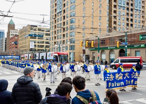 Image for article تورنتو: راهیپمایی به مناسبت خروج 300 میلیون نفر از حزب کمونیست چین