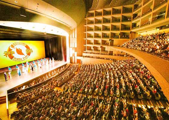 Image for article شن یون در سال نو قمری، «چین واقعی» را به تماشاگران تئاتر در ایالات متحده، اسپانیا و فرانسه نشان می‌دهد