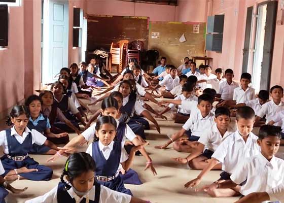 Image for article هند: احساس متبرک شدن معلمان و دانش‌آموزان با یادگیری فالون دافا