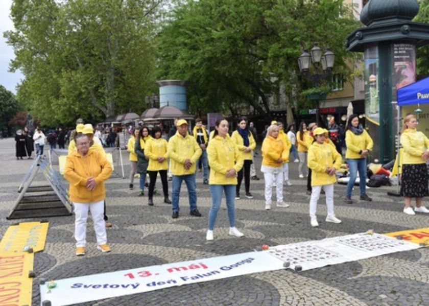 Image for article اسلواکی: برگزاری رویدادی برای بزرگداشت روز جهانی فالون دافا ازسوی تمرین‌کنندگان، صحبت و ابراز پشتیبانی عضو شورای ملی در این رویداد