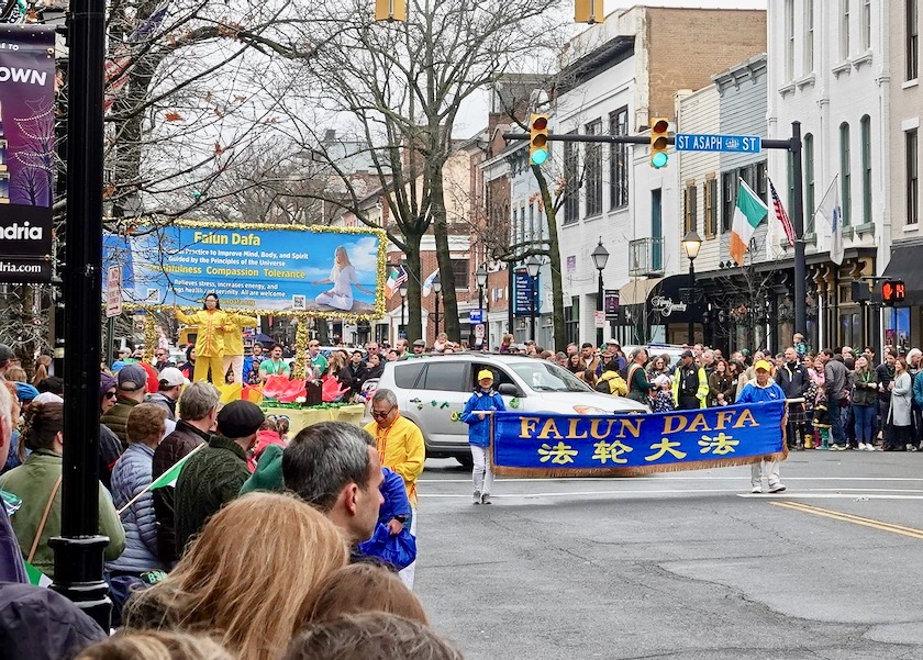Image for article واشنگتن دی‌سی: استقبال از فالون دافا در راهپیمایی روز سنت پاتریک