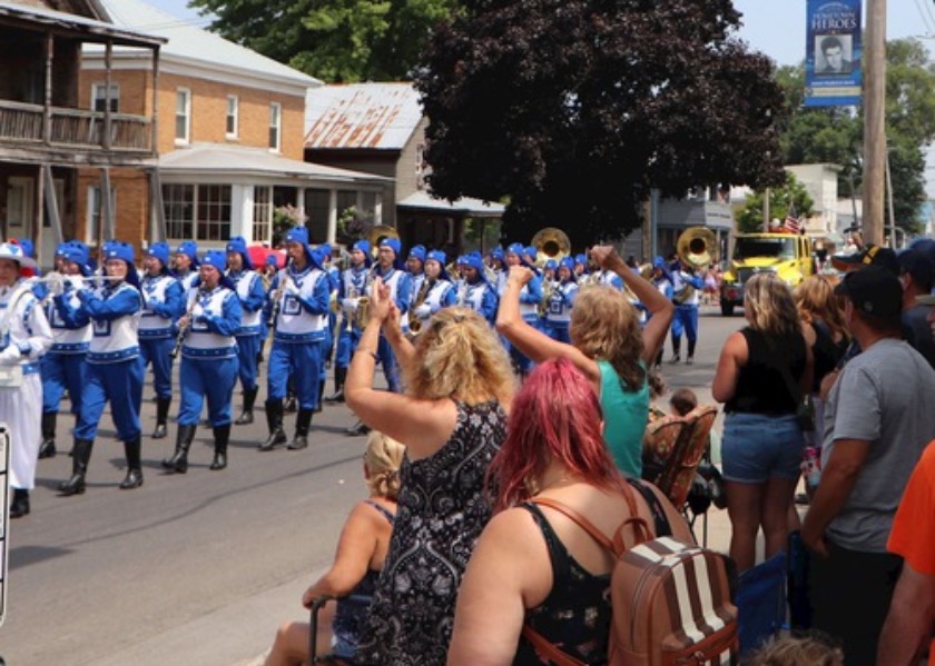 Image for article نیویورک: حضور گروه مارش تیان‌ گوئو کانادا در جشنواره بین‌المللی سی‌وِی، با تحسین فراوان روبرو شد