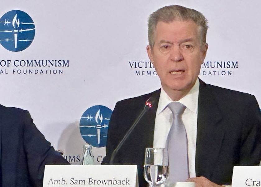 Image for article سیاستمداران آمریکایی از کاخ سفید خواستند با حمایت از فالون‌گونگ، از اصول بنیادین و ارزش‌های بنیان‌گذار ایالات متحده پاسداری کند