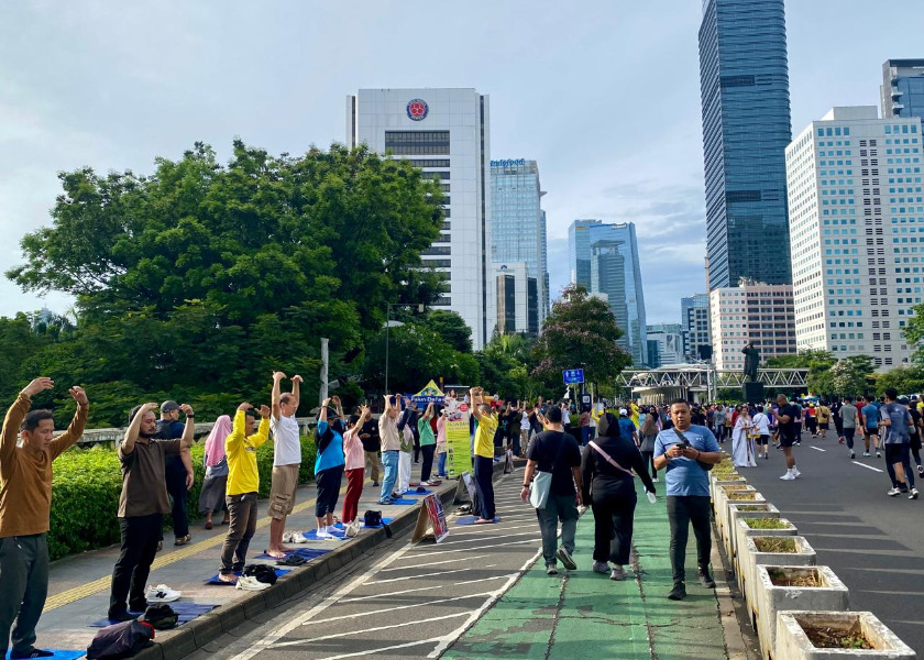 Image for article اندونزی: آشنایی ساکنان جاکارتا با فالون دافا