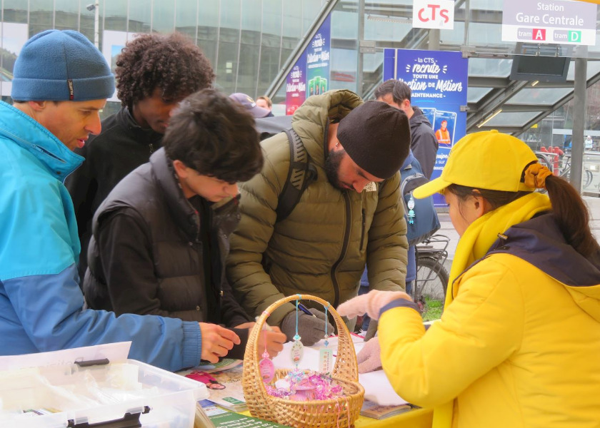 Image for article فرانسه: گروه فالون گونگ همزمان با نشست‌های شورای اروپا درباره حقوق بشر، رویدادی برگزار کرد