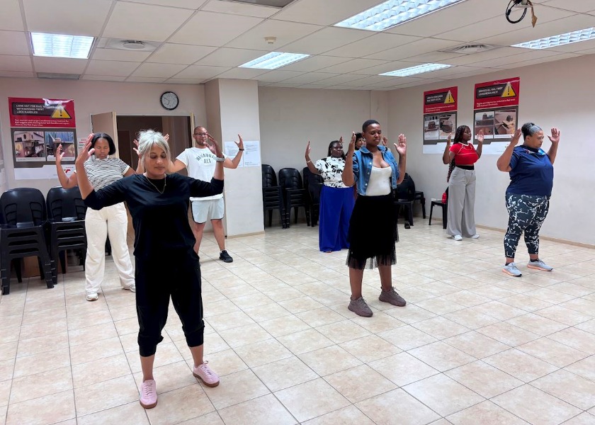 Image for article آفریقای جنوبی: نخستین کلاس فالون دافا در کیپ‌تاون برگزار شد